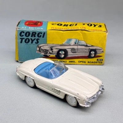CORGI TOYS 303 MODELLINO AUTO VINTAGE MERCEDES BENZ 300SL 1/43 SCATOLA ORIGINALE - Immagine 1 di 4