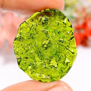 21.50 Cts. 100% Natural Incredible Moldavite Fancy 28X23X5 MM Cabochon Gemstone - Picture 1 of 3
