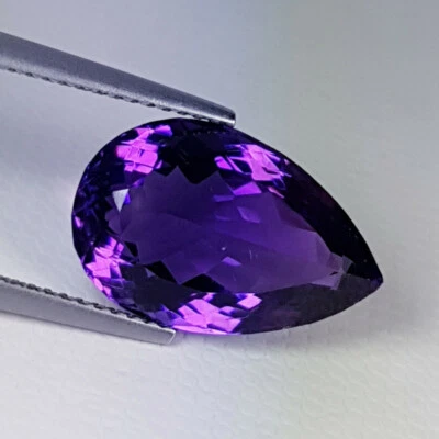 8.07 CTS PEAR CUT NATURAL GENUINE STUNNING VIOLET AMETHYST - Image 1 of 4