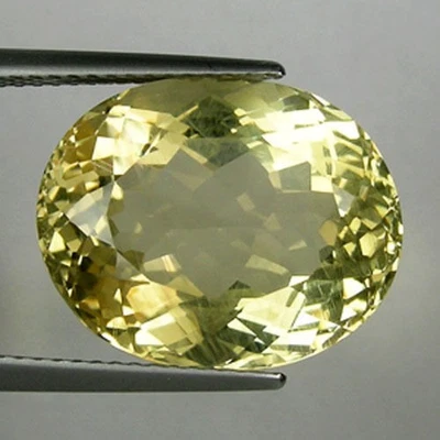 13.67 ct LUSTROUS BEST YELLOW EARTH MINES NATURAL LABRADORITE - ANDESINE 0609 N1 - Image 1 of 2
