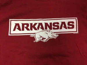 ARKANSAS RAZORBACKS OFFICIALLY LICENSED T-SHIRT Brand New S-XXL - Picture 1 of 4
