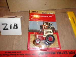 1/64  international harvestor 1066  red card - Picture 1 of 1