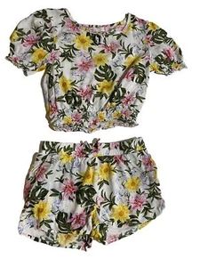 Little girls first kiss shorts outfit. Size 7/8 - Picture 1 of 7