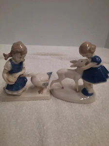 2 estatuillas de porcelana alemana Grafenthal niña alimentando pato, niña abrazando cierva - Imagen 1 de 7