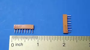 (10 PCs) Resistor Networks & Arrays , 8-1-102 , Bourns , 1 KOHM , 8 PIN - Picture 1 of 1