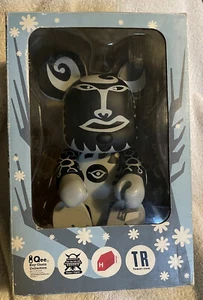 TOWER RECORDS EXCLUSIVE 8" QEE VINYL TOY2R 2004 RARE JAIME HAYON KID ROBOT - Picture 1 of 12