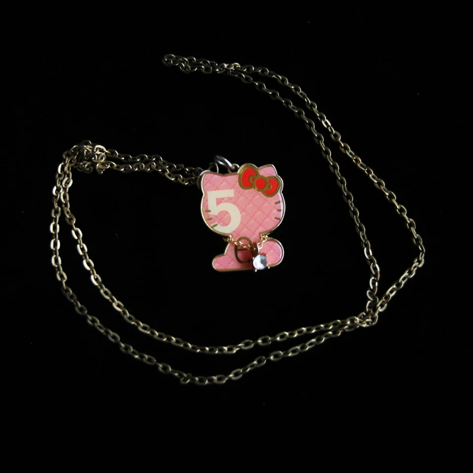 RARE Hello Kitty Necklace - Pink #5 Pendant with Heart Charm - ©1976Sanrio - Immagine 1 di 4
