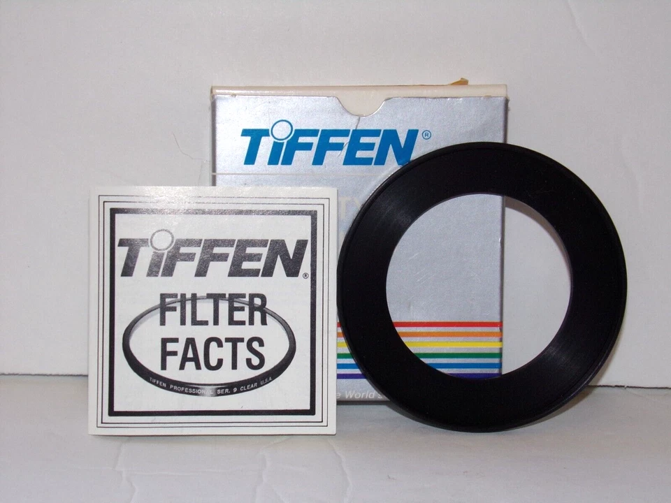Tiffen 55 mm to 77 mm Step Up Ring   New but old stock - Image 1 of 2