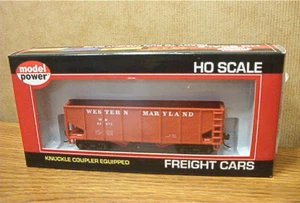 Model Power HO Scale 36' 2 Bay Open Hopper Wesern Maryland #98061 - Bild 1 von 2