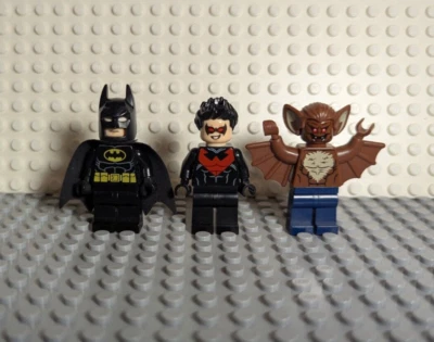 LEGO DC Comics  76011 Minifigures Man-bat Batman Nightwing Minifigs - Image 1 of 3