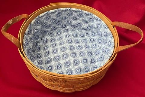 LONGABERGER DARNING 10" ROUND BASKET 15504 WITH PROVINCIAL PAISLEY LINER ~ 2000 Cover