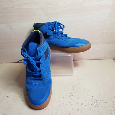 Bota de gamuza Quiksilver talla 4.5 azul semi alta buen estado usada Foto 1 de 4