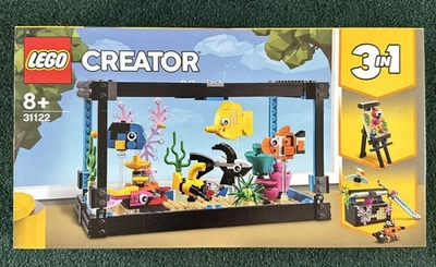 Lego 31122 Creator 3-in-1 Fish Tank - Image 1 of 4