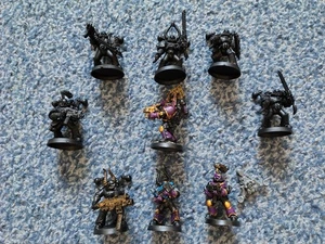 WARHAMMER 40K CHAOS SPACE MARINES x9 MINIATURES COMPLETE G/VG GAMES WORKSHOP - Picture 1 of 5