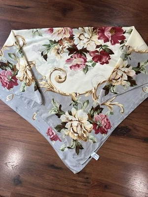 Vintage ECHO Made in ITALY 100% Silk Scarf Shawl Accessory Romantic Roses - Image 1 of 4