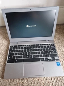Samsung Chromebook 4 Chrome OS (11,6”, Celeron N4000, 4 GB) 32 GB - Imagen 1 de 5