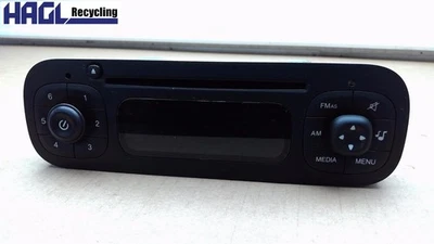 Radio "Nessun Codice Disponibile" 735594682 Fiat Panda 1.2 312 Station Wagon - Immagine 1 di 4