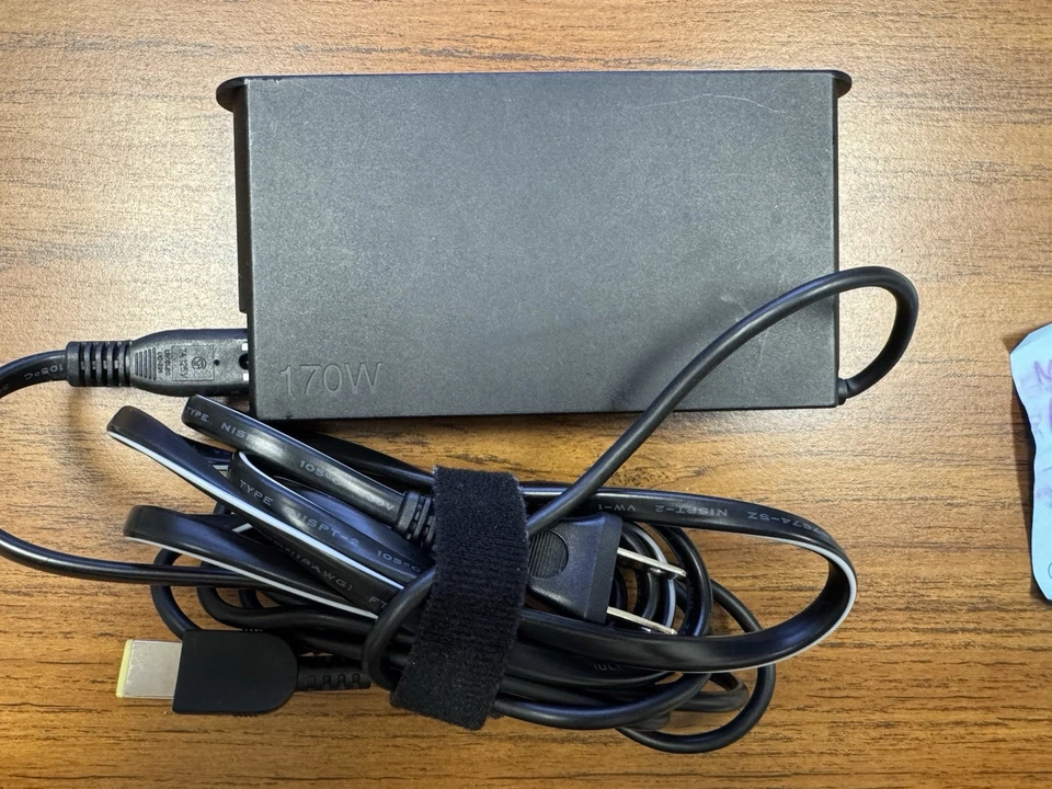 Fuente de alimentación adaptador CA Lenovo 170w (ADL170NDC2A) Foto 1 de 3