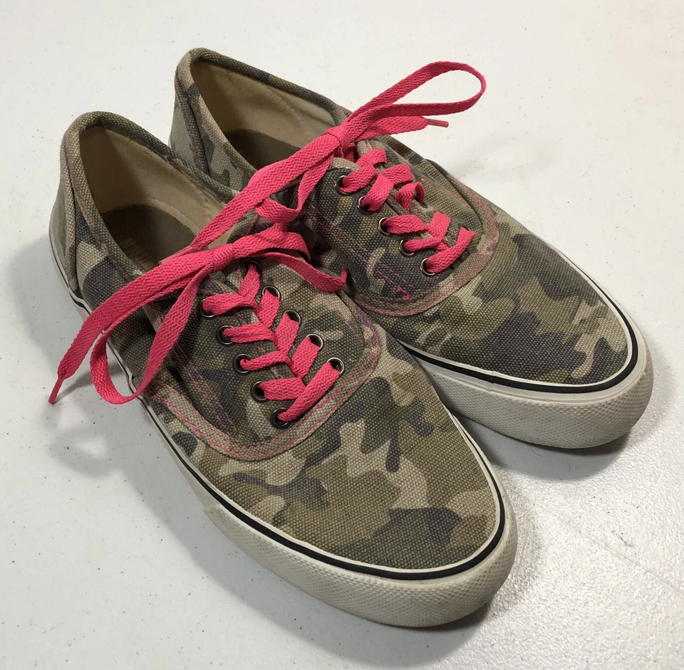 Mossimo Camouflage Camo Athletic Flats Canvas Shoes Womens Size 9 - Image 1 of 4