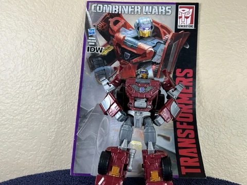 Transformers Combiner Wars Deluxe Dead End With Comic Book Cover