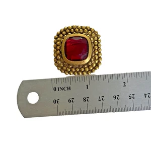 Vintage Accessocraft NYC 1940s Gold Tone Square Solitaire Dark Red Brooch - Picture 1 of 4