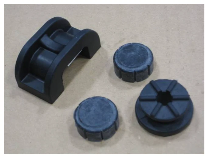 Juego de cojines para tanque de combustible genuino Honda TL125 TLM200R MD15 17611-437-000 nuevo sin usar Foto 1 de 3