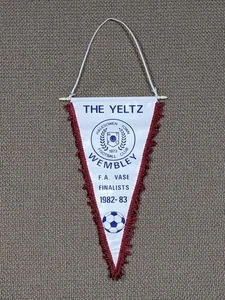 Halesowen Town Football Club 1982/1983 FA vaso finale pennant originale d'epoca  - Foto 1 di 4