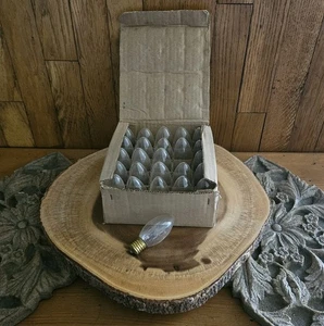 Vintage Tree Light Replacement Bulbs C-9 130Volt 7- Watt (Set Of 25) CLEAR#00228 - Picture 1 of 24