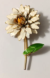 Flower w/ yellow Bud 3 inch Brooch - Picture 1 of 2