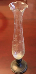 Fisher Sterling gewichtete 1191 Sockel floral geätztes Glas kannelierte Knospe Vase - Bild 1 von 10