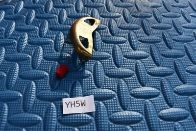 Conn Etched Shooting Stars alto Saxophone keyguard C,D key brass cover sax #YH5W - Image 1 of 4