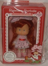 STRAWBERRY SHORTCAKE BERRYKIN - TARTA DE FRESA MUÑECA PERFUMADA