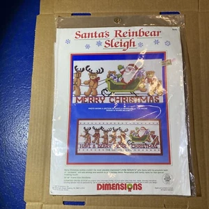 De colección 1987 Dimensiones Santa's Reinbear Trineo Punto de Cruz Kit 8346 -- 20"x8" - Imagen 1 de 2