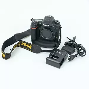 Nikon D750 Vollformat Gehäuse mit Zubehörpaket - Bild 1 von 5