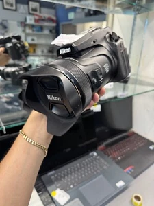 Nikon CoolPix P1000 Digital Video Camera with Wide Optical Zoom - Good Condition - Picture 1 of 11