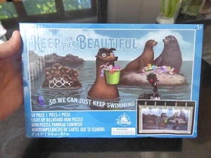 Disney Puzzle Disneyland Pixar Pier Cartellone pubblicitario illuminato MINI NUOVO - Foto 1 di 6