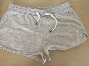 Womens Tommy Hilfiger Shorts Size S - Picture 1 of 2