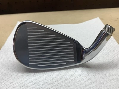 Brand NEW Right Handed TaylorMade r7 6 Iron CGB Max +2 Head Only - Image 1 of 4