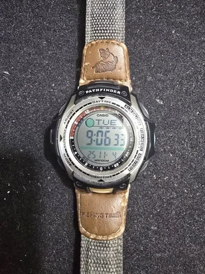Casio Pathfinder PAS 400B Fishing Watch Sunrise Sunset Moon Phase WR100M - Image 1 of 4