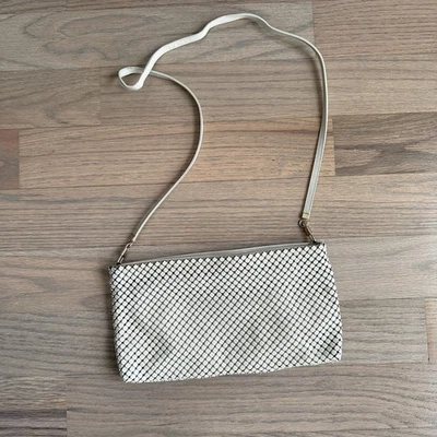 Bolso de Noche de Hombro de Malla Blanca Whiting & Davis Estilo Retro de Colección Foto 1 de 4