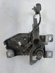 1999 2000 2001 2002 2003 2004 ACURA RL HOOD LATCH LOCK - Picture 1 of 6
