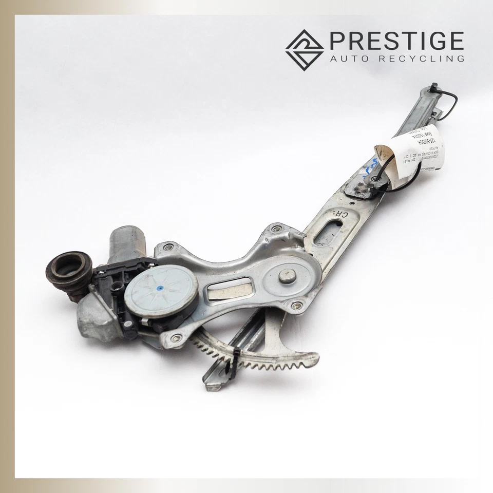 2011–2022 TOYOTA PRIUS V Door Window Regulator w/ Motor Front Right 69801-21020 - Image 1 of 4