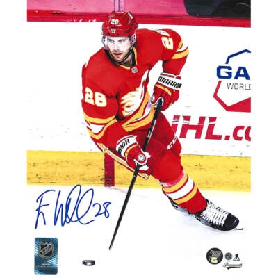Foto autografiada de Elias Lindholm Calgary Flames 8X10 Foto 1 de 2