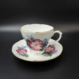 Juego de tazas de té y platillos Duchess 392 English Bone China rosa azul floral dorado - Imagen 1 de 11