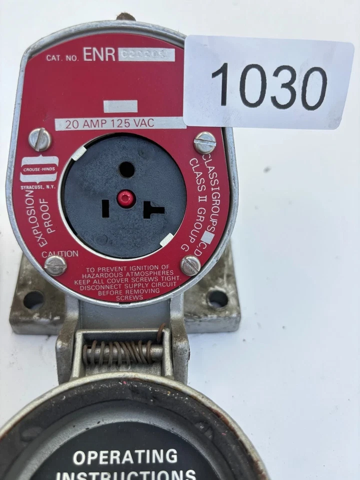 Receptáculo Crouse-Hinds ENR C22201 à prova de explosão, 20A 125V - Imagem 1 de 4