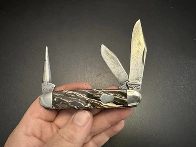 Navaja de bolsillo plegable Winchester vintage con hoja perforadora - EE. UU. Foto 1 de 4