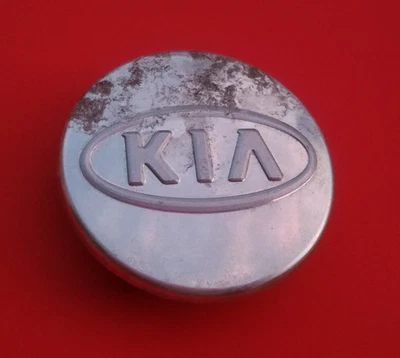 KIA SOUL SPECTRA SPORTAGE (1) TAPACUBOS DE LLANTA TAPA CENTRAL ENCHUFE FABRICANTE DE EQUIPOS ORIGINALES C28 Foto 1 de 3