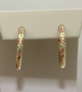 C. CO. 12k Black Hills Gold GRAPE LEAF DESIGN on SHINY HOOP MODERN CLIP-ON - Picture 1 of 13
