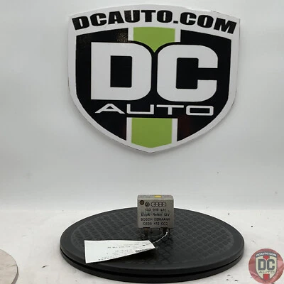 Relé de cinturón de seguridad Porsche 911 1974-1977 91161711800 Foto 1 de 3