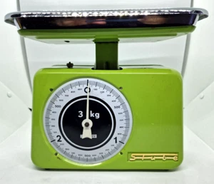 BILANCIA STUBE METALLO - ANNI 70 - 3KG - COLORE VERDE PISTACCHIO - BUONO STATO - Foto 1 di 9